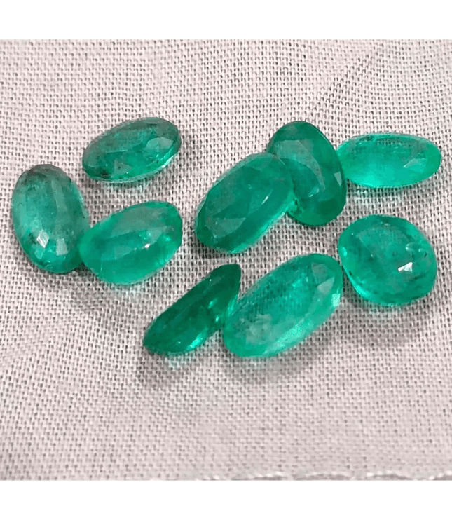 16.32ct Emerald Parcel, 100% Natural Gemstones - SMSGEMS 