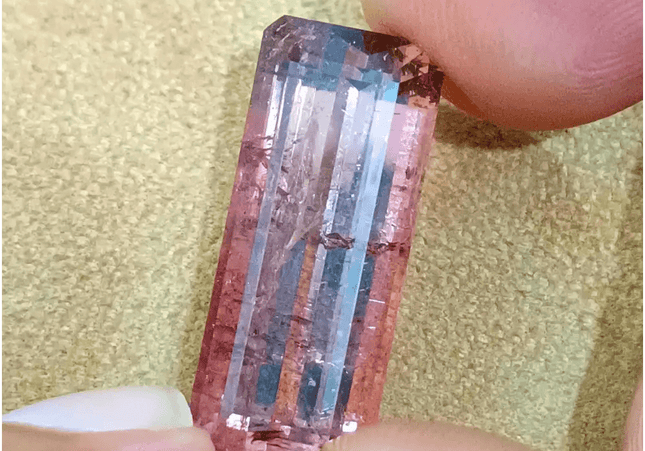 19.44ct Burgundy Red Rubellite Tourmaline, 100% Natural Untreated Gemstone. - SMSGEMS 