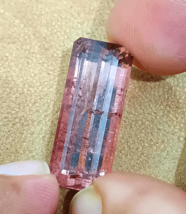 19.44ct Burgundy Red Rubellite Tourmaline, 100% Natural Untreated Gemstone. - SMSGEMS 