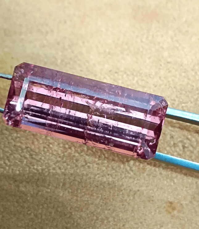 19.44ct Burgundy Red Rubellite Tourmaline, 100% Natural Untreated Gemstone. - SMSGEMS 