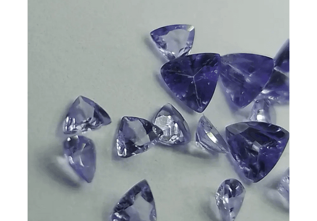 2.01ct Tanzanite Parcel, 100% Natural Gems - SMSGEMS 