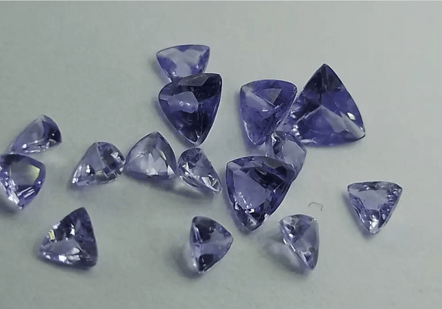 2.01ct Tanzanite Parcel, 100% Natural Gems - SMSGEMS 