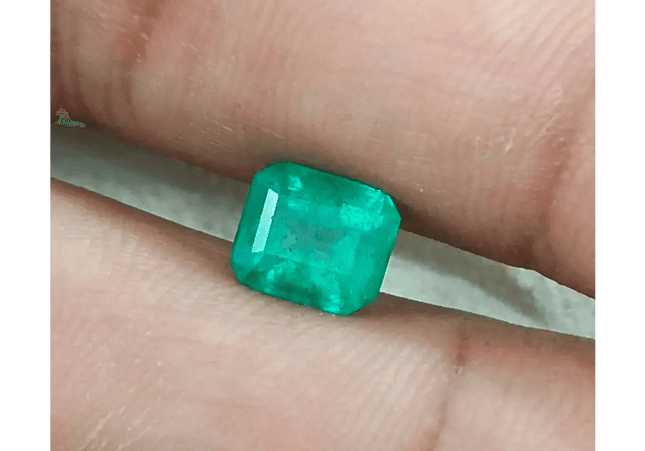 2.03ct Zambian Emerald, Natural Earth Mined Gemstone - SMSGEMS 