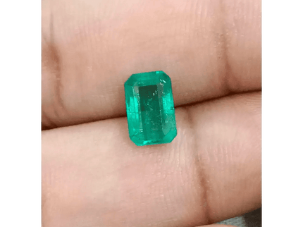 2.05ct Zambian Emerald , 100% Natural Earth Mined Gemstone - SMSGEMS 
