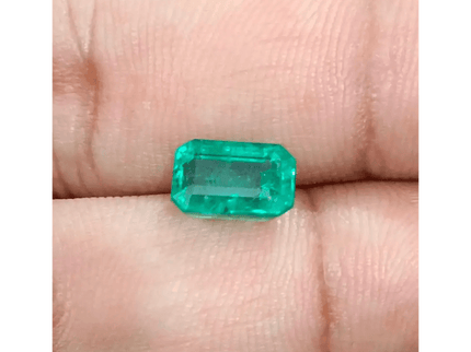 2.05ct Zambian Emerald , 100% Natural Earth Mined Gemstone - SMSGEMS 