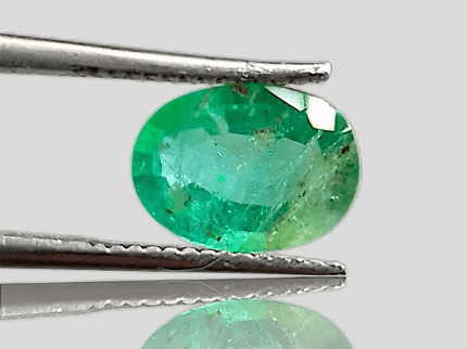 2.05ct Vivid Bright Green Emerald, Natural Gemstone - SMSGEMS 