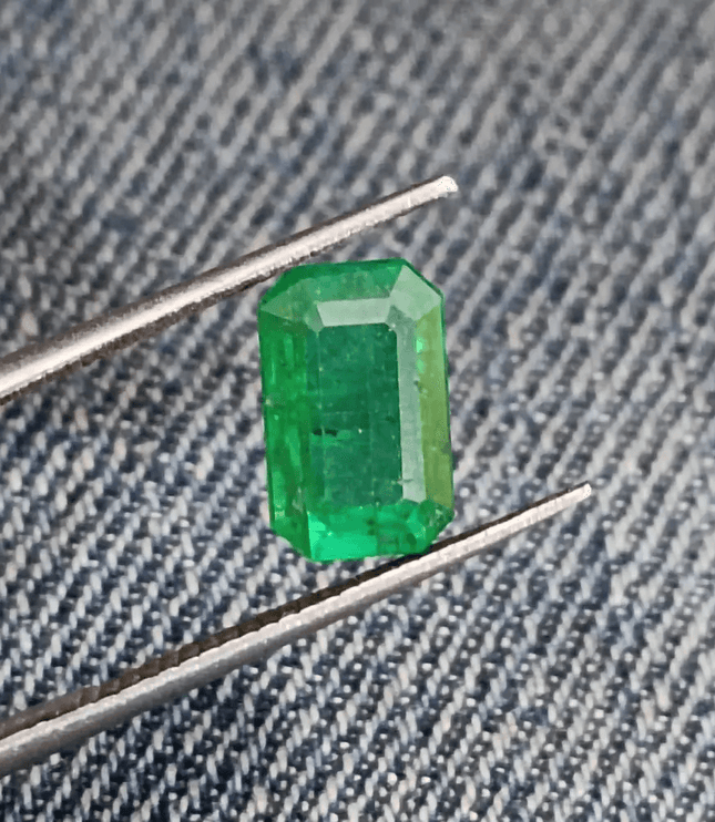 2.07ct Vivid Deep Golden Green Panjshir Emerald , 100% Natural Gem - SMSGEMS 