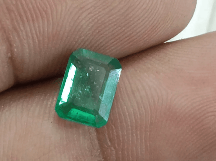 2.10ct Golden Green Swat Emerald, 100% Natural Gemstone - SMSGEMS 