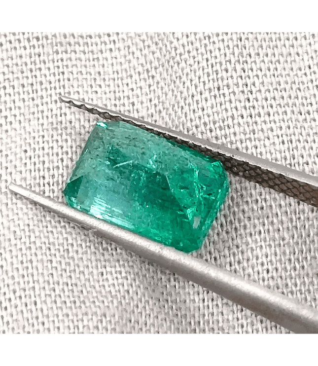 2.18ct Zambian Emerald Certified By GSI, Natural Gemstone - SMSGEMS 