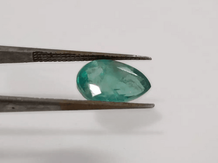 2.20ct Bluish Golden Green Zambian Emerald , Natural Earth Mined Gemstone - SMSGEMS 