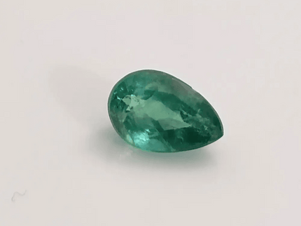 2.20ct Bluish Golden Green Zambian Emerald , Natural Earth Mined Gemstone - SMSGEMS 
