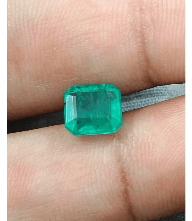 2.21ct Panjshir Emerald , 100% Natural Earth Mined Gemstone - SMSGEMS 