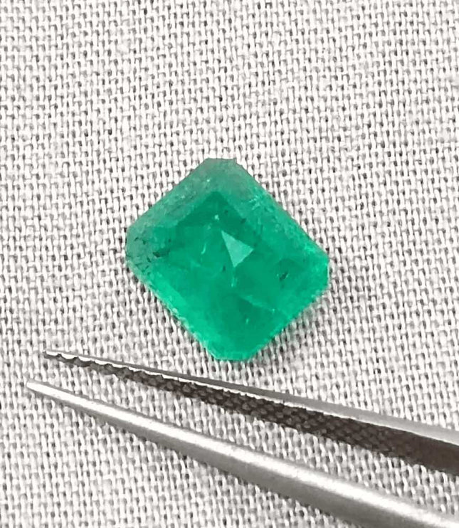 2.21ct Zambian Emerald, Natural Earth Mined Gemstone - SMSGEMS 