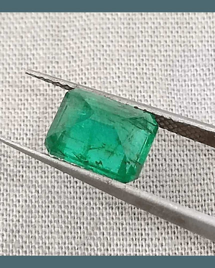 GSI Certified 2.22ct Deep Vivid Green Emerald - SMSGEMS 