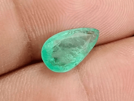 2.22ct Ethiopian Emerald, 100% Natural Gem - SMSGEMS 