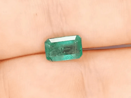 2.25ct Zambian Emerald , 100% Natural Gem - SMSGEMS 