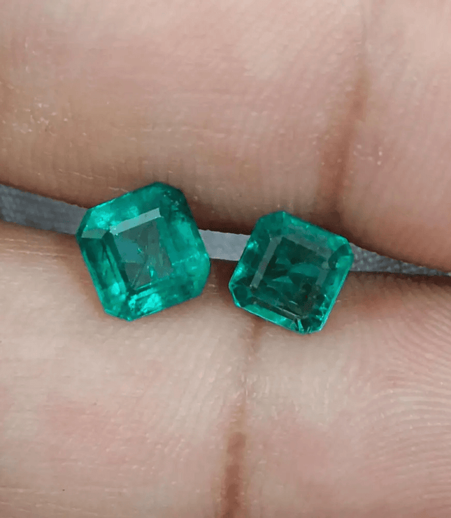 2.27ct/ 2 pcs Quality Zambian Emeralds , 100% Natural Earth Mined Gemstones. - SMSGEMS 