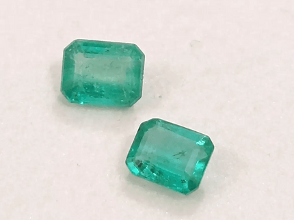 2.28ct/ 2 pcs Zambian Emeralds , 100% Natural Earth Mined Gemstones. - SMSGEMS 