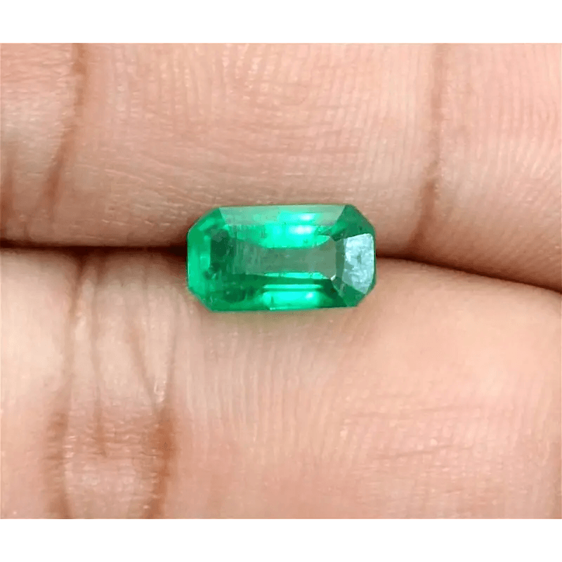 2.28ct Vivid Panjshir Emerald , 100% Natural Earth Mined Gem. - SMSGEMS 