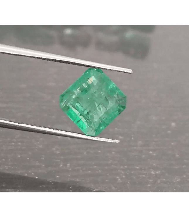 2.28ct Vivid Green Ethiopian Emerald, 100% Natural Gem - SMSGEMS 