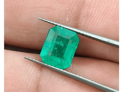 2.30ct Swat Emerald, 100% Natural Earth Mined Gemstone. - SMSGEMS 