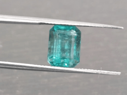 2.31ct Zambian Emerald, 100% Natural Gem - SMSGEMS 