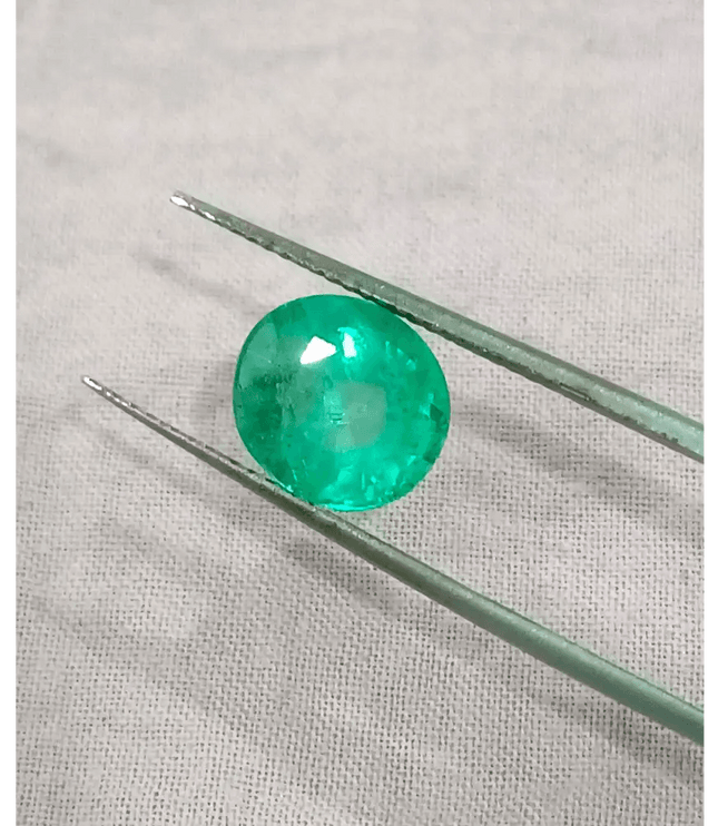 2.34ct Vivid Green Colombian Emerald, 100% Natural Gemstone - SMSGEMS 