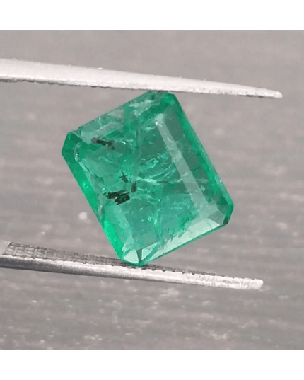 2.35ct Vivid Green Emerald, 100% Natural Gemstone - SMSGEMS 