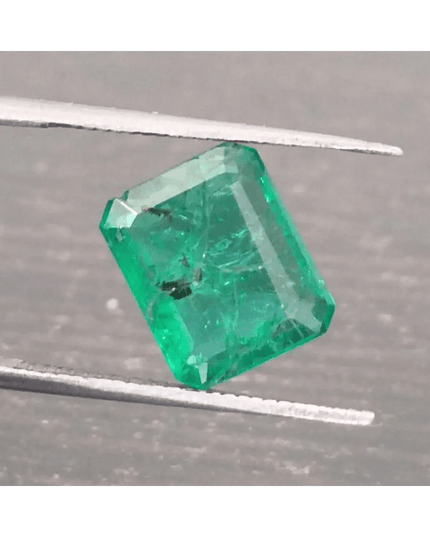 2.35ct Vivid Green Emerald, 100% Natural Gemstone - SMSGEMS 