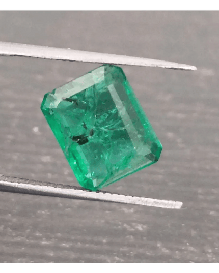 2.35ct Vivid Green Emerald, 100% Natural Gemstone - SMSGEMS 