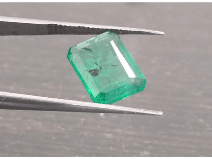 2.35ct Vivid Green Emerald, 100% Natural Gemstone - SMSGEMS 