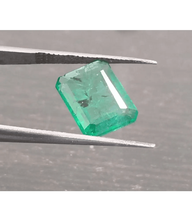2.35ct Vivid Green Emerald, 100% Natural Gemstone - SMSGEMS 