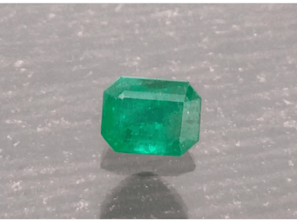 2.38ct Swat Emerald , 100% Natural Earth Mined Gem. - SMSGEMS 