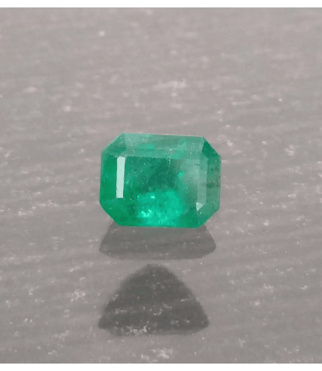 2.38ct Swat Emerald , 100% Natural Earth Mined Gem. - SMSGEMS 