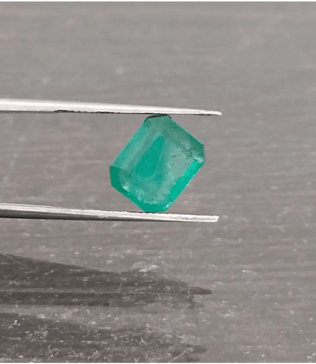 2.38ct Zambian Emerald, 100% Natural Gem - SMSGEMS 