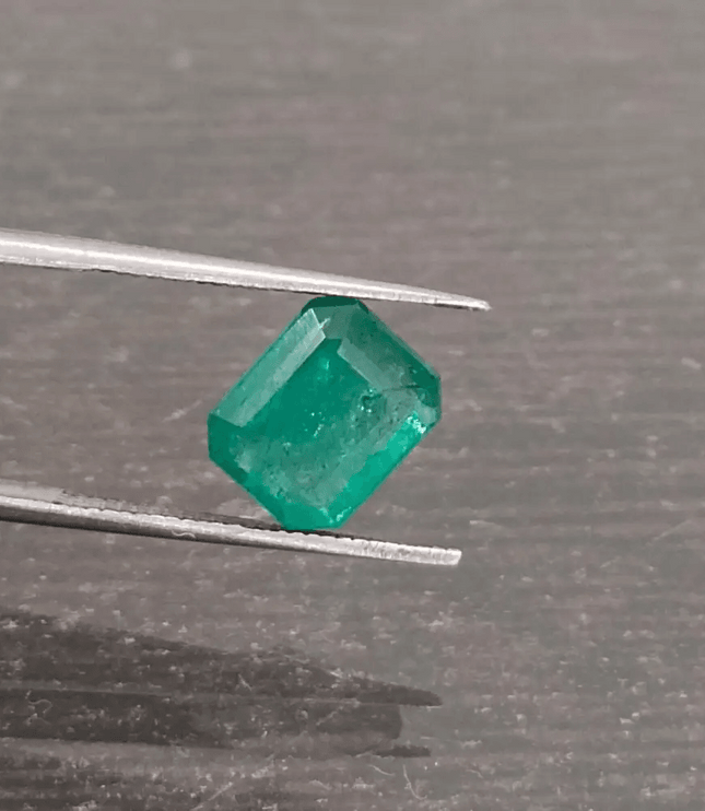 2.38ct Zambian Emerald, 100% Natural Gem - SMSGEMS 