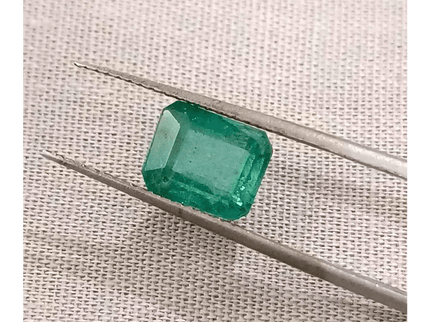 2.41ct Zambian Emerald , 100% Natural Earth Mined Gemstone - SMSGEMS 
