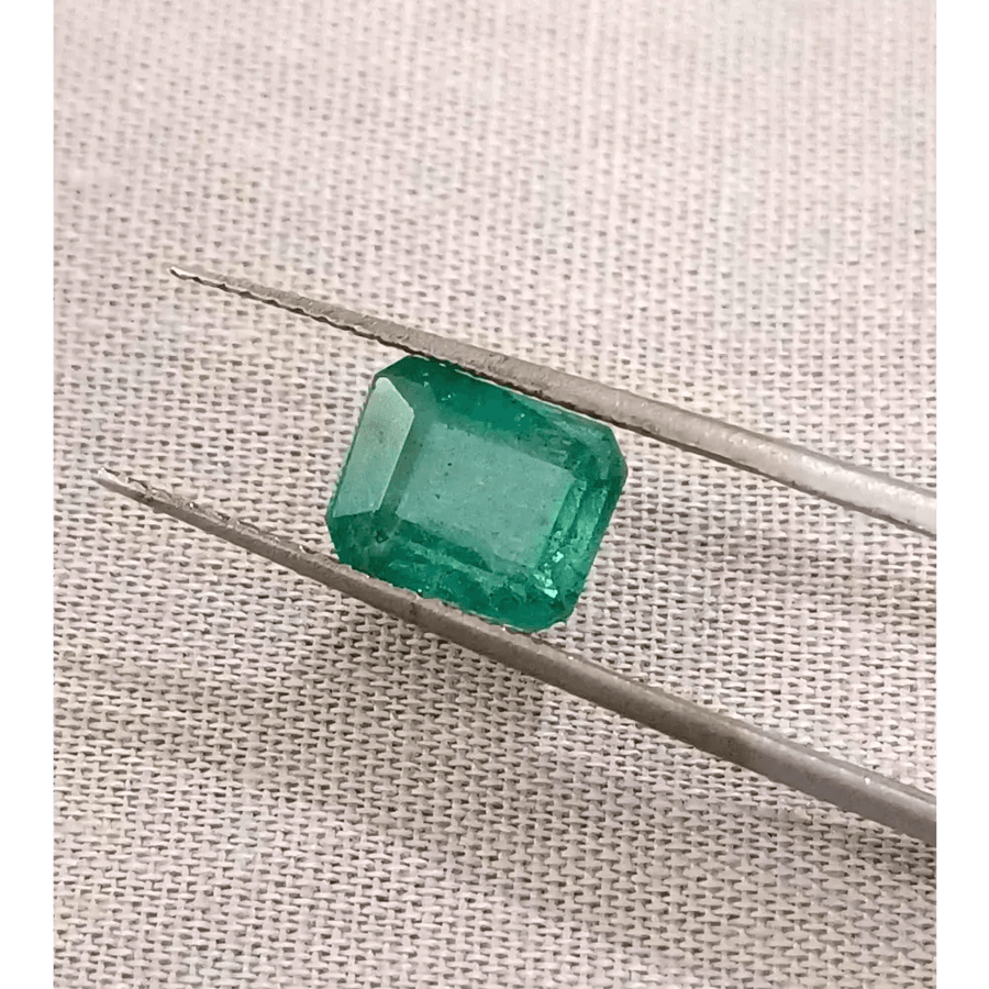 2.41ct Zambian Emerald , 100% Natural Earth Mined Gemstone - SMSGEMS 