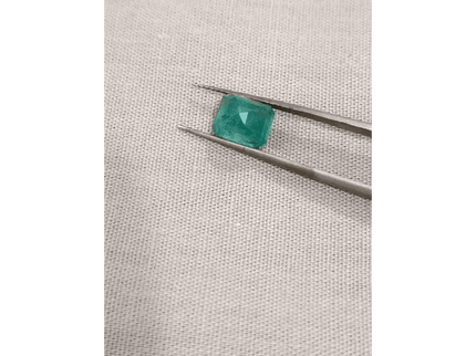 2.41ct Zambian Emerald , 100% Natural Earth Mined Gemstone - SMSGEMS 