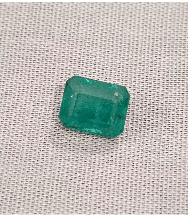 2.41ct Zambian Emerald , 100% Natural Earth Mined Gemstone - SMSGEMS 