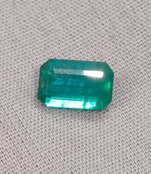 2.42ct Zambian Emerald , Natural Earth Mined Gemstone - SMSGEMS 