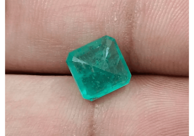 2.45ct Zambian Emerald, Natural Earth Mined Gemstone - SMSGEMS 