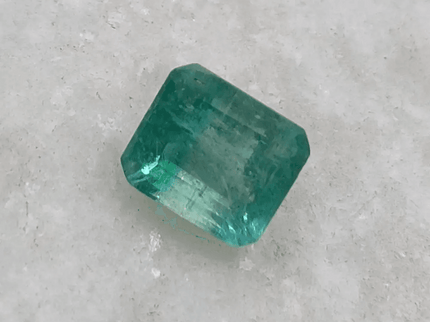 2.47ct Zambian Emerald , 100% Natural Earth Mined Gem. - SMSGEMS 
