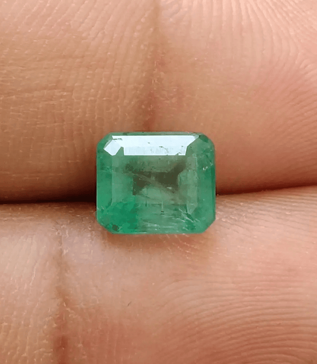 2.47ct Zambian Emerald , 100% Natural Earth Mined Gem. - SMSGEMS 