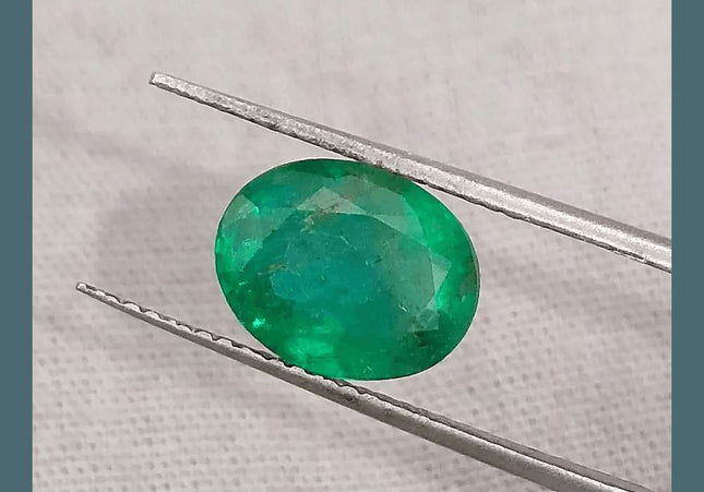 2.52ct Natural Deep Colombian Emerald - SMSGEMS 