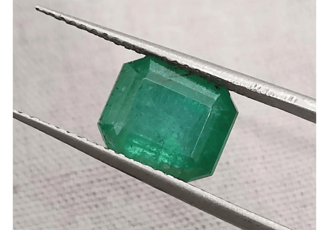 2.55ct Deep Green Emerald , Natural Earth Mined Gemstone - SMSGEMS 