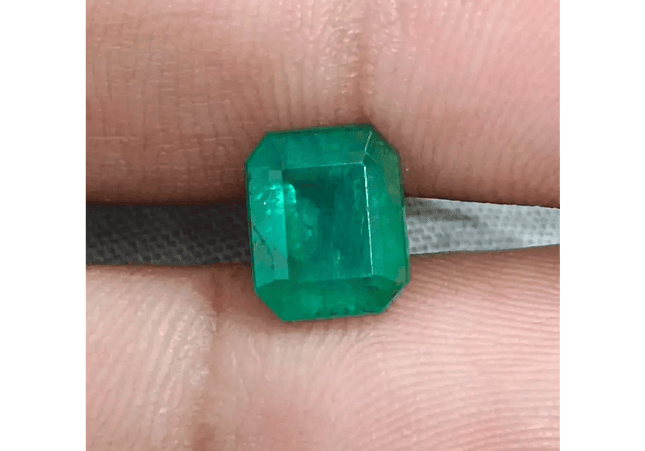 2.55ct Deep Green Emerald , Natural Earth Mined Gemstone - SMSGEMS 