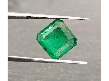 2.56ct Deep Vivid Green Emerald, 100% Natural Gem - SMSGEMS 