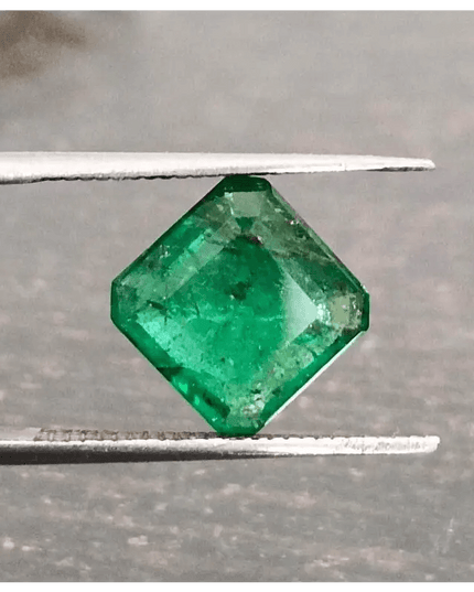 2.56ct Deep Vivid Green Emerald, 100% Natural Gem - SMSGEMS 
