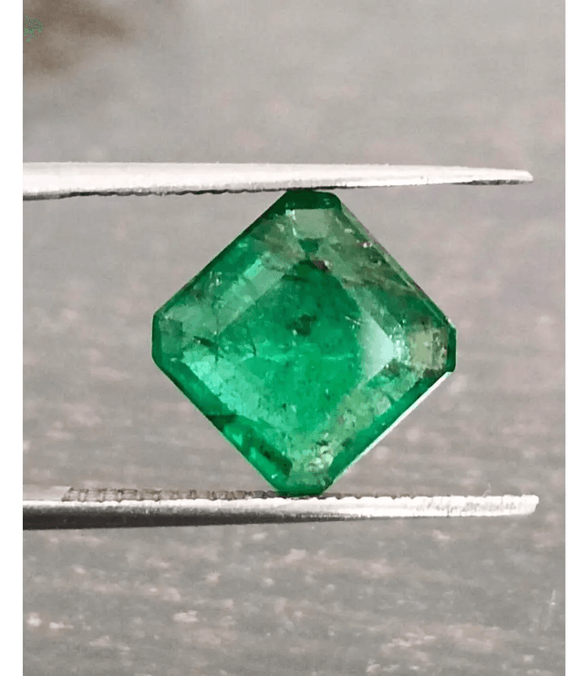 2.56ct Deep Vivid Green Emerald, 100% Natural Gem - SMSGEMS 